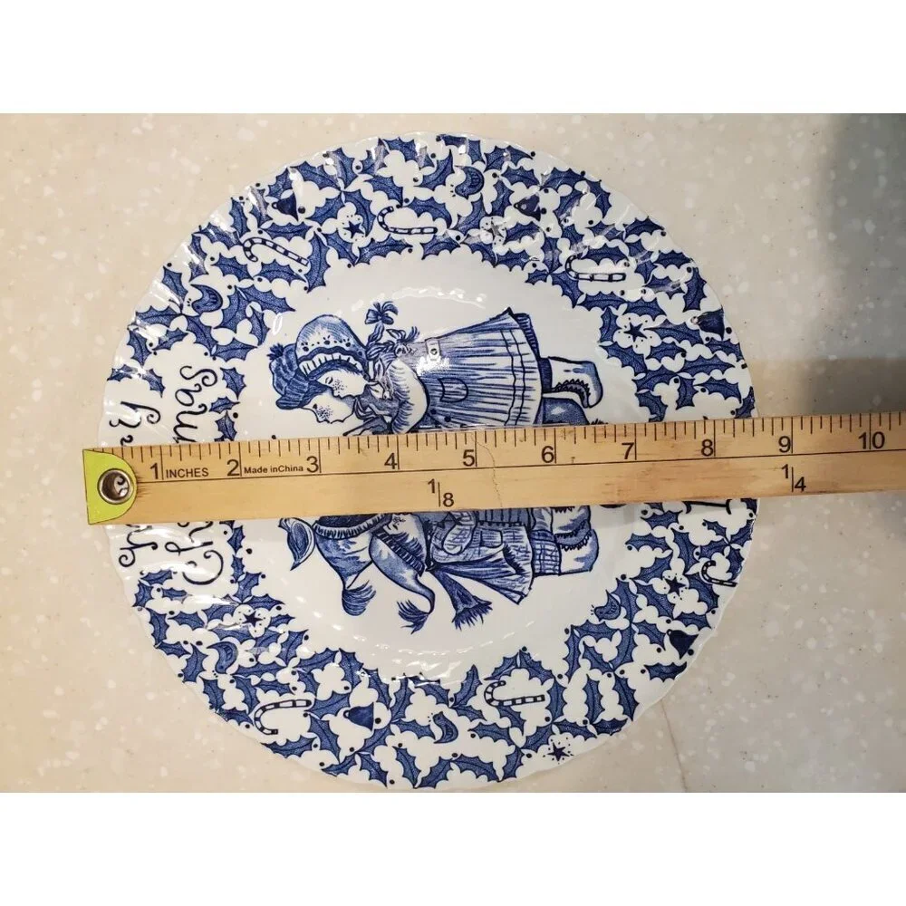 Vintage 1974 Royal Crownford Plate 8.5